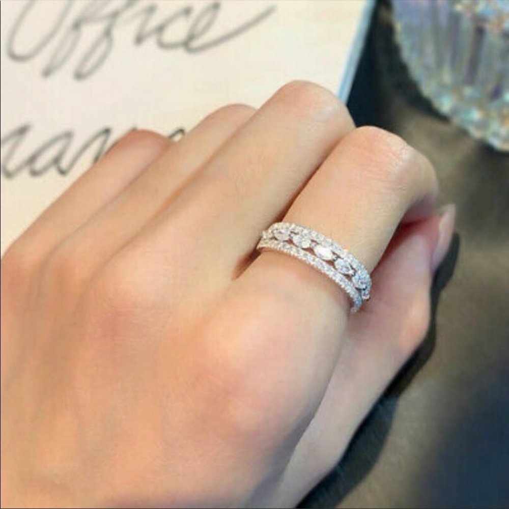 New Women’s 935 Silver Unique Diamond Ring - Picture 9 of 9